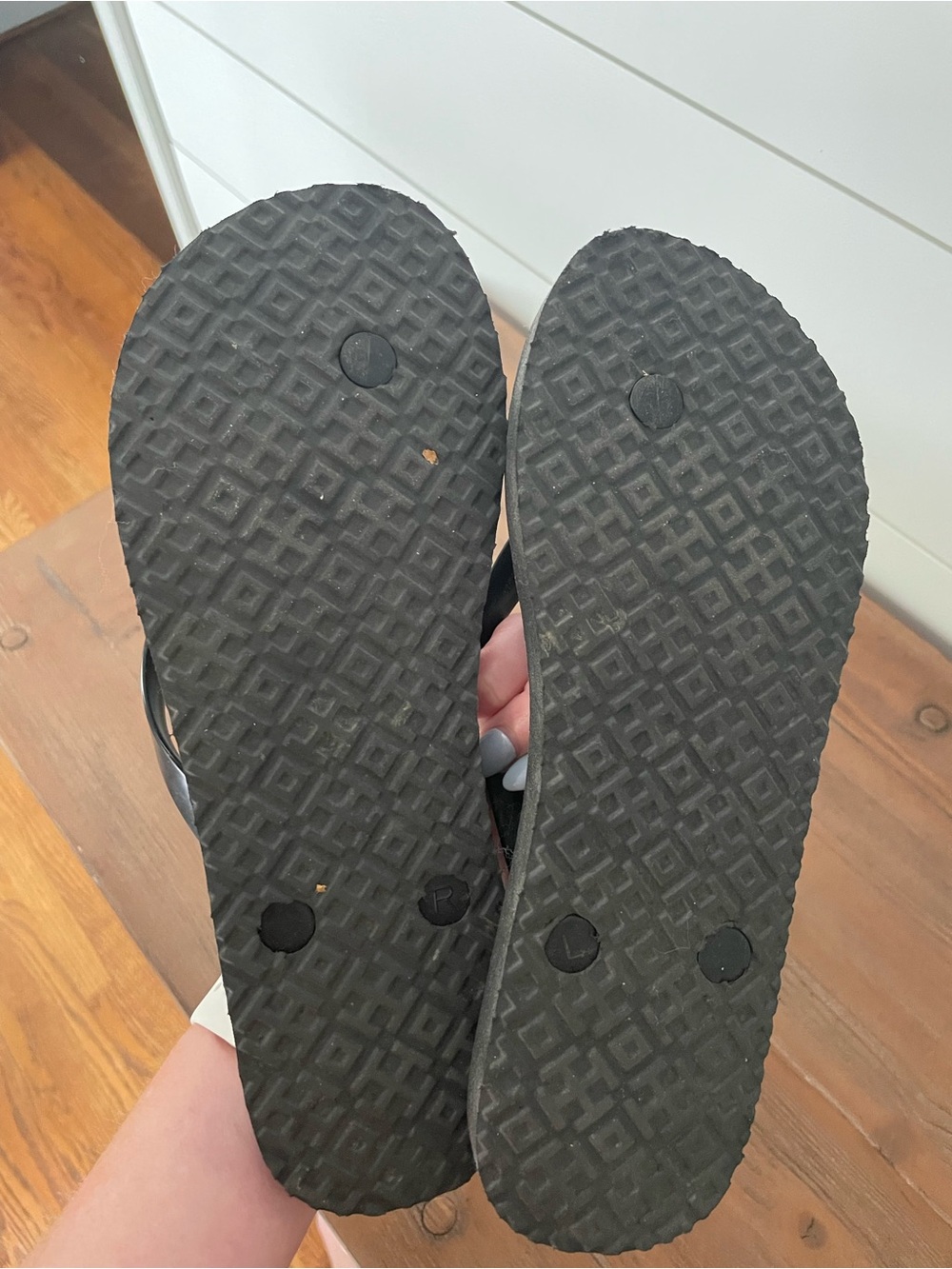 Tory Burch Navy and Black Logo Pattern Flip Flops - Picture 2 of 3